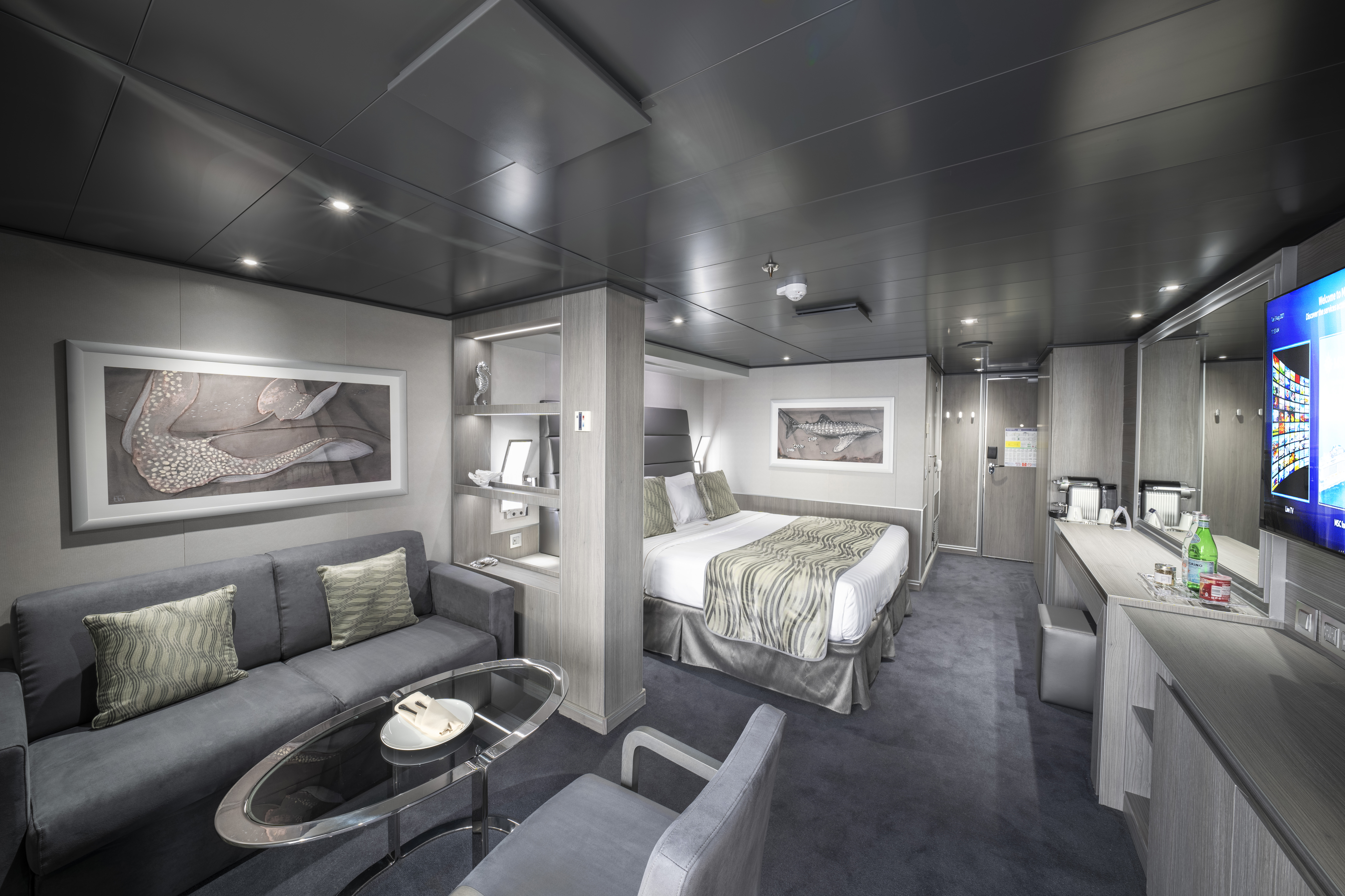 MSC Seashore Yachtclub Deluxe Suite
